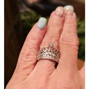 Vintage Style Queen Crown Ring, size 6.25